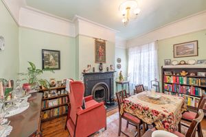 Dining Room- click for photo gallery